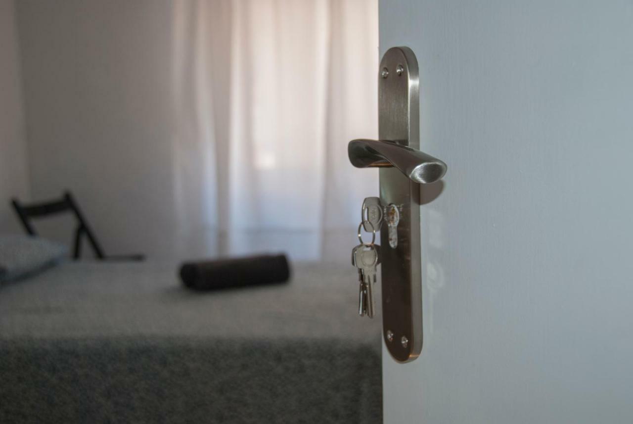 Plaza De Toro Studio Apartment Alicante Exterior photo